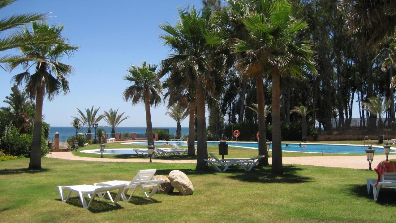 Don Juan Beach Resort Estepona Exterior foto